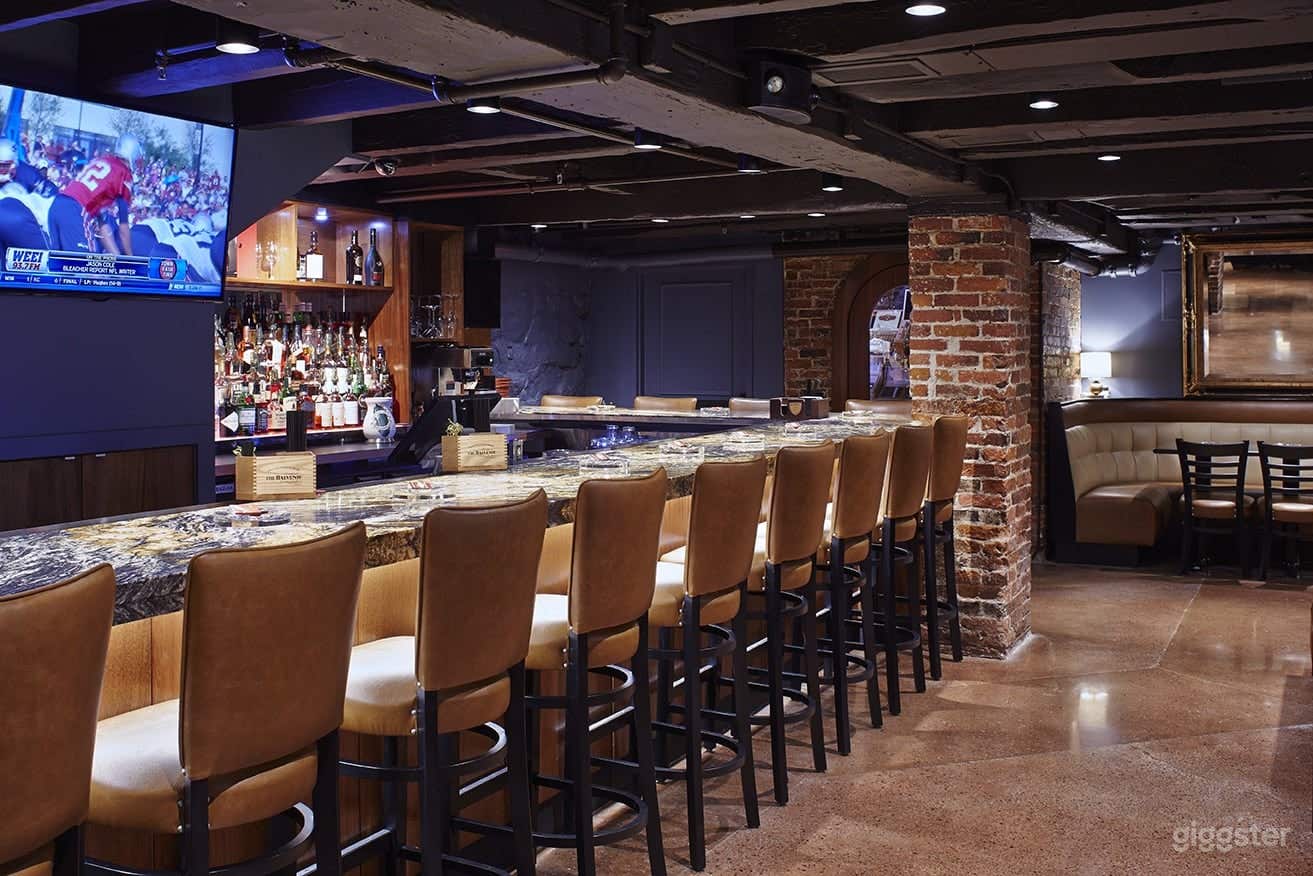 Portsmouth Cigar Bar Area Photo 1