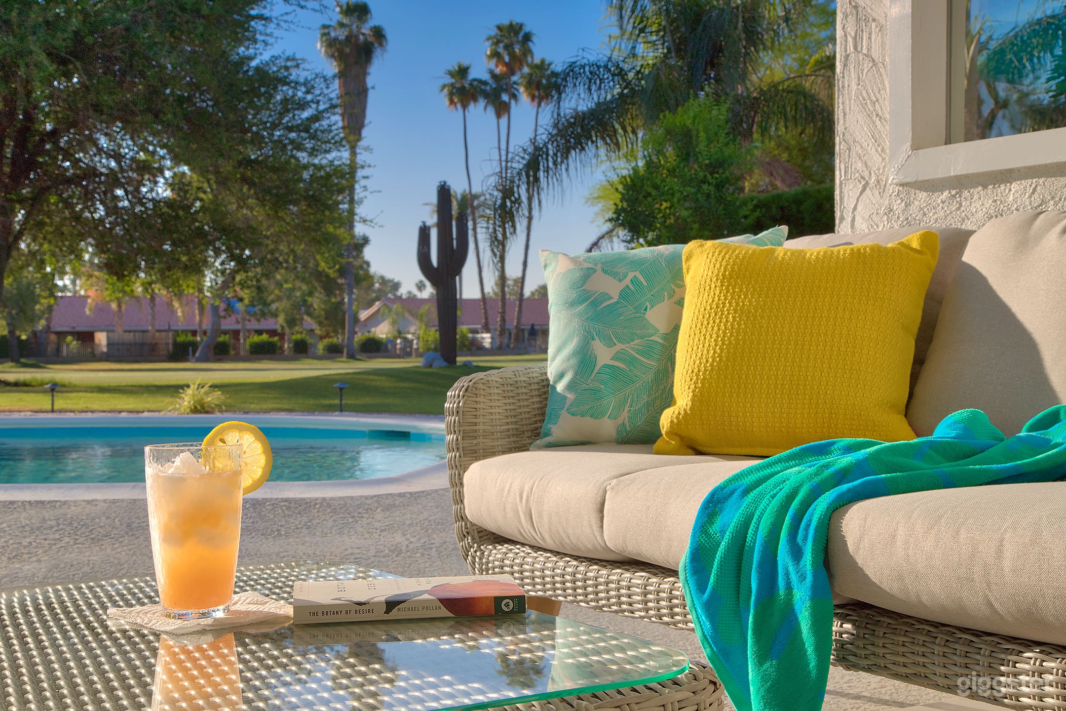 Casa Agave: Mid-Century Home with pool and views Photo 2