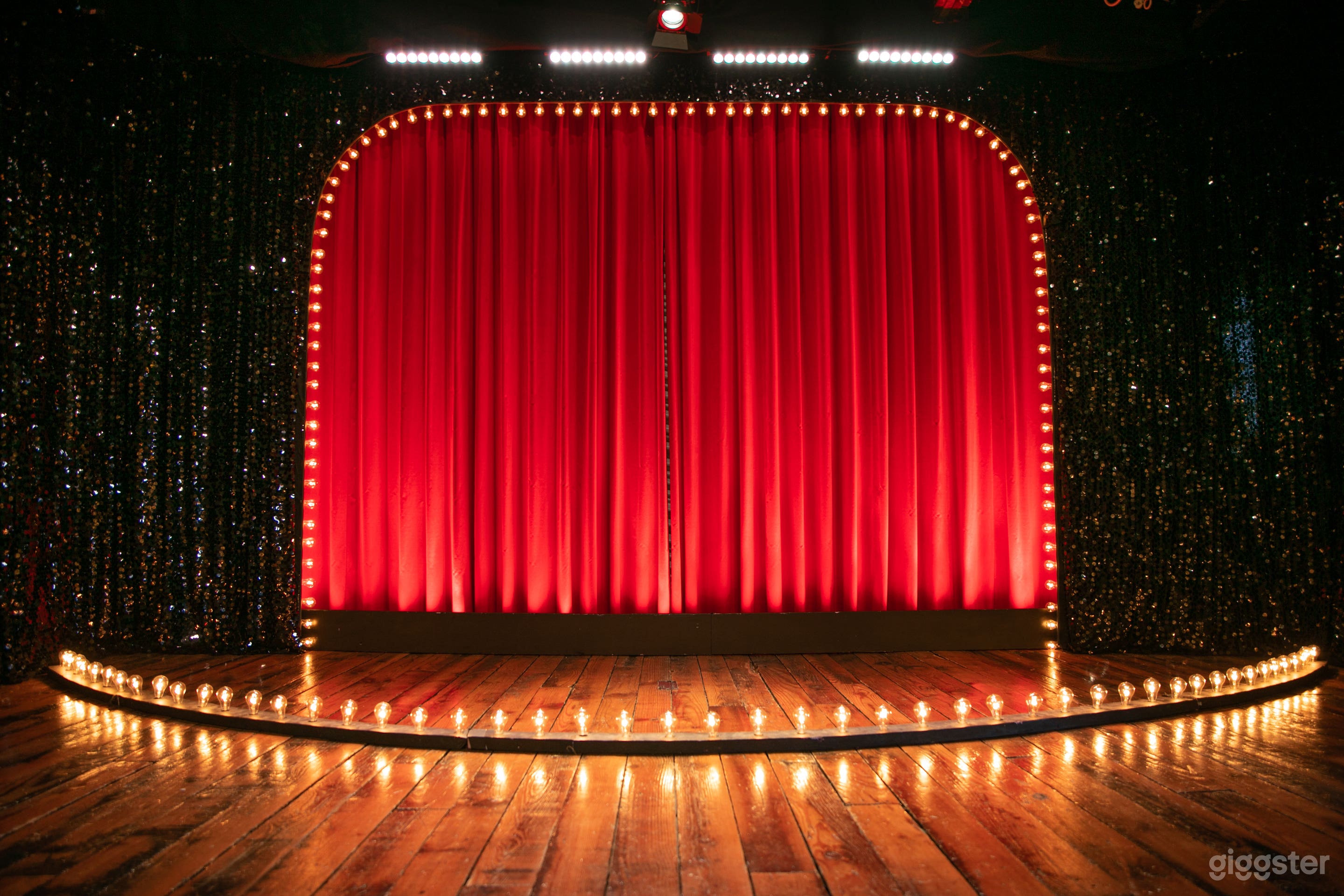 The Speakeasy Stage Photo 1