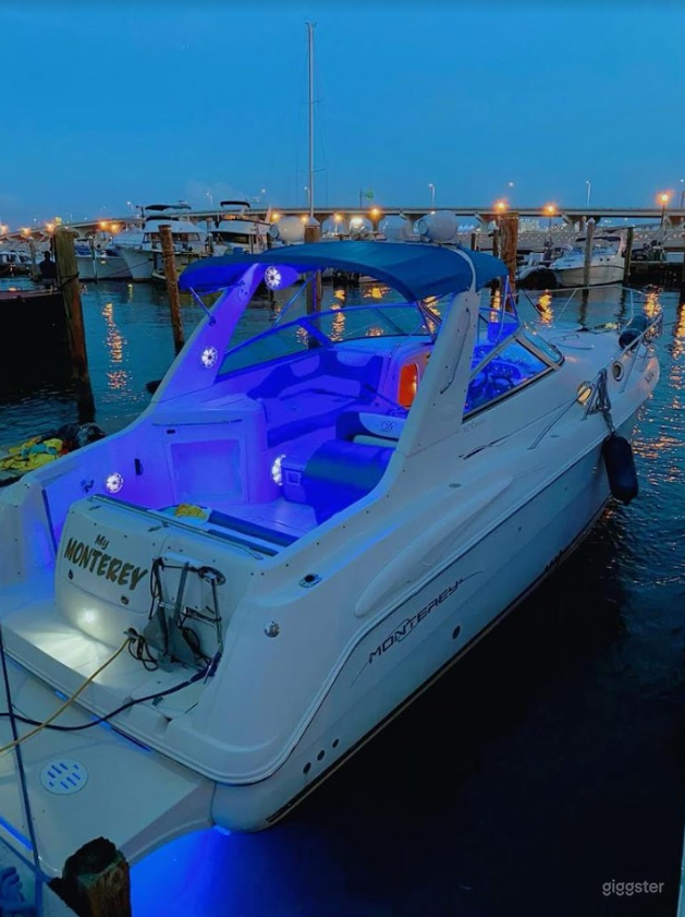 Wide and Enchanting 36ft Monterrey Party Boat Space Events  Photo 2