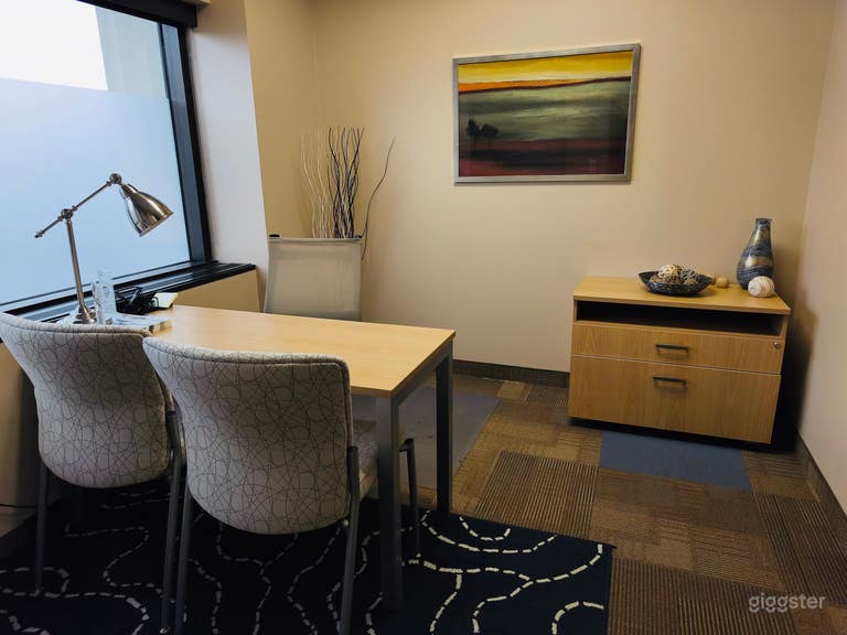  Spacious Shared Office Spaces on West Temple 