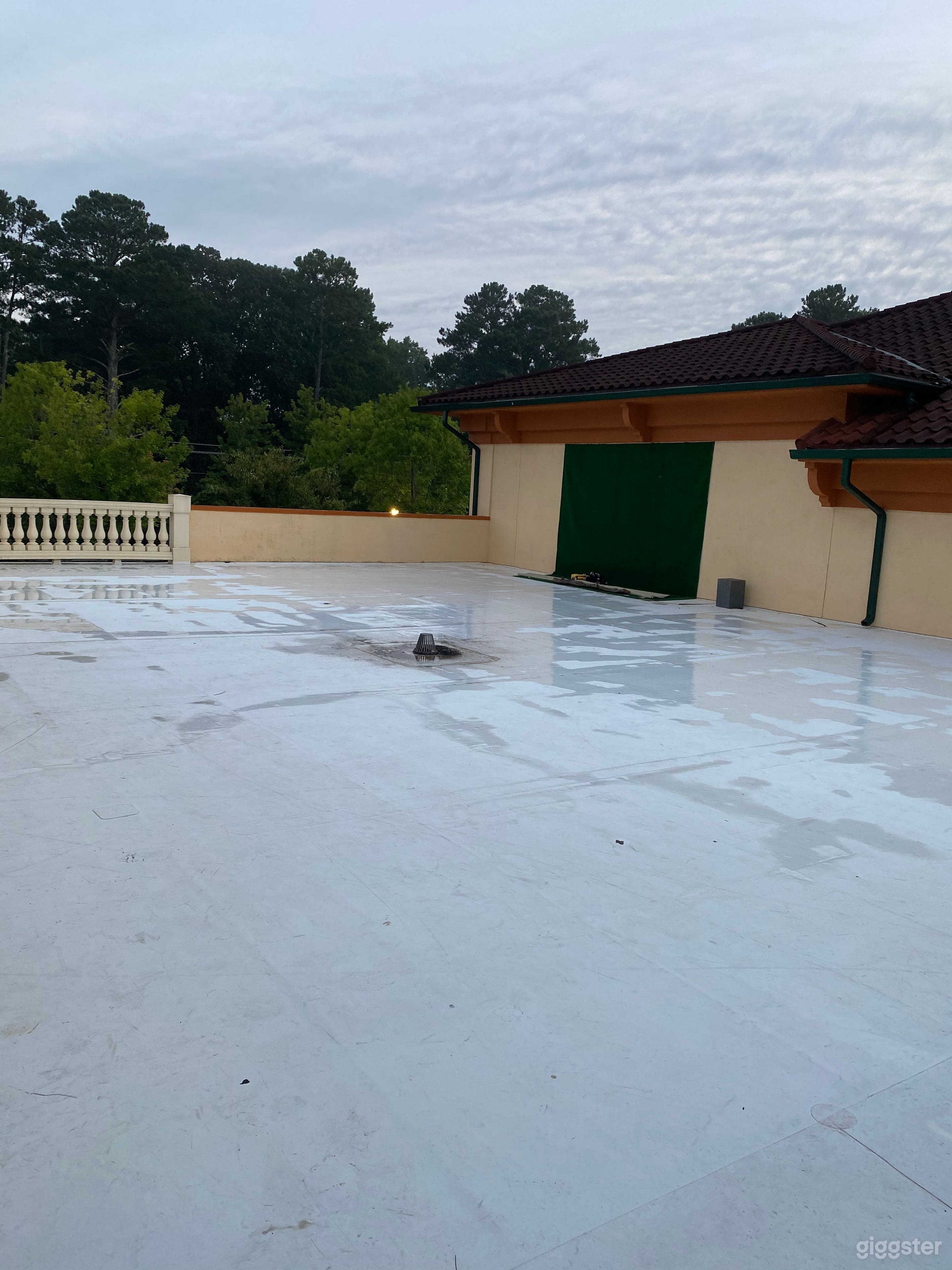 Stunning Open Rooftop Oasis, Events Venue in Atlanta Photo 4