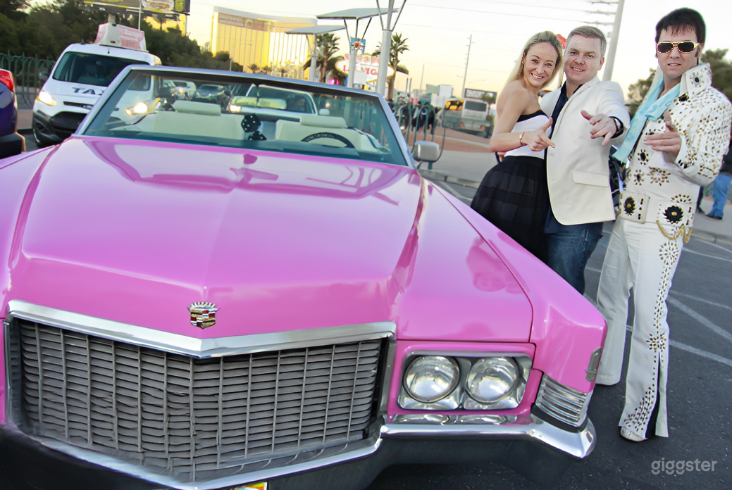 Classic Pink Cadillac Experience Photo 4