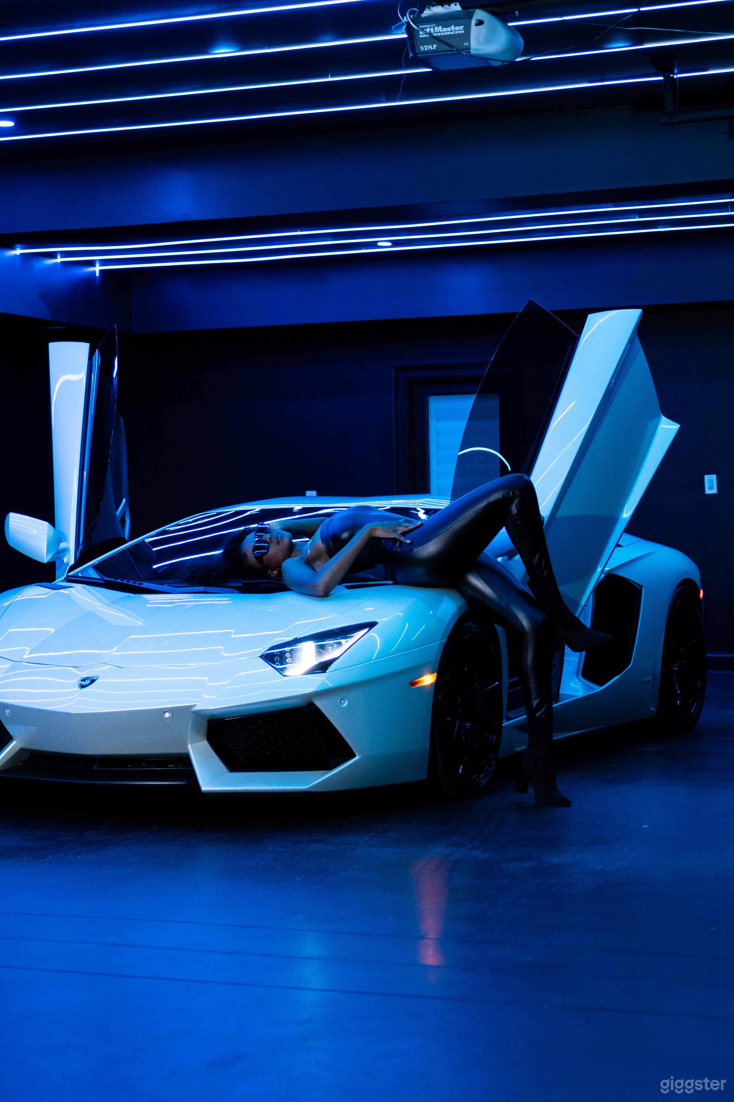 Stylish Content Creation and Gathering Space Photo 1