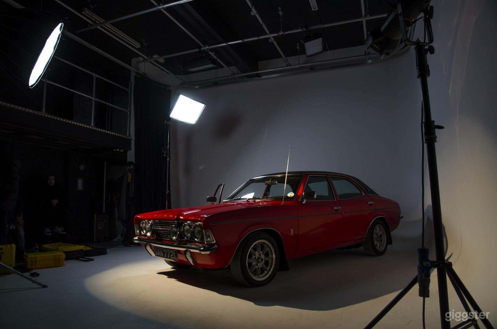 Film & Photography Studio Hire Photo 3