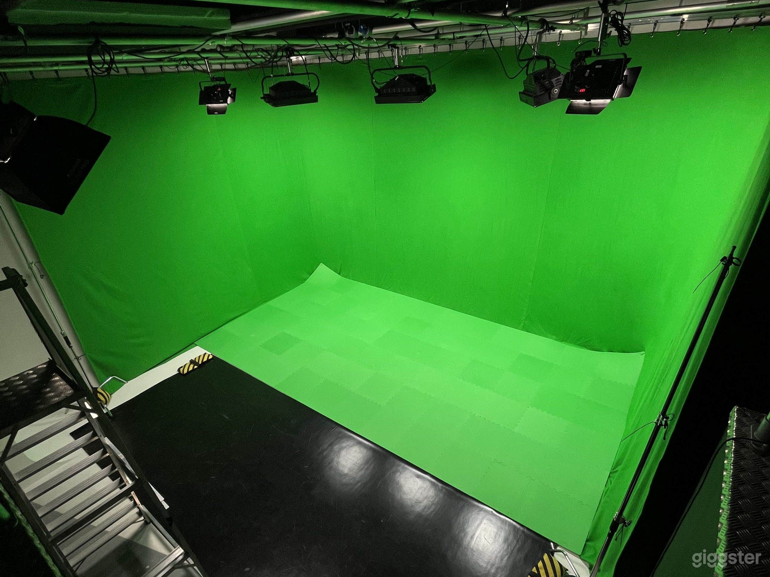 Film & Photography Studio Hire Photo 2