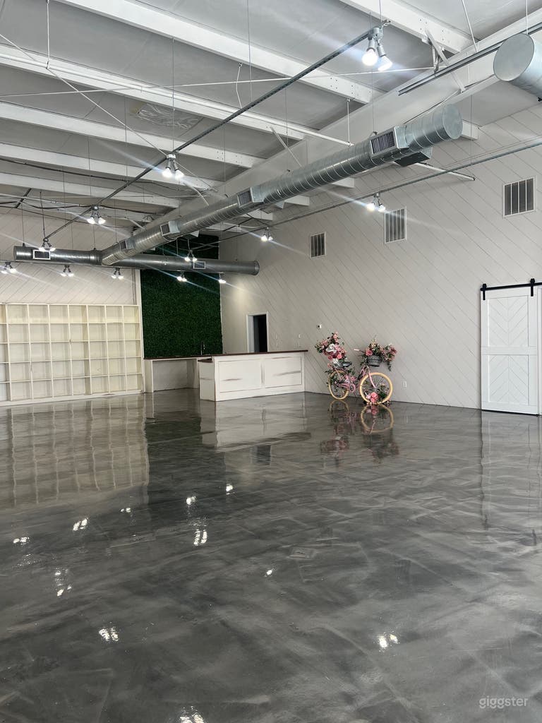   Modern Chic Event Space 