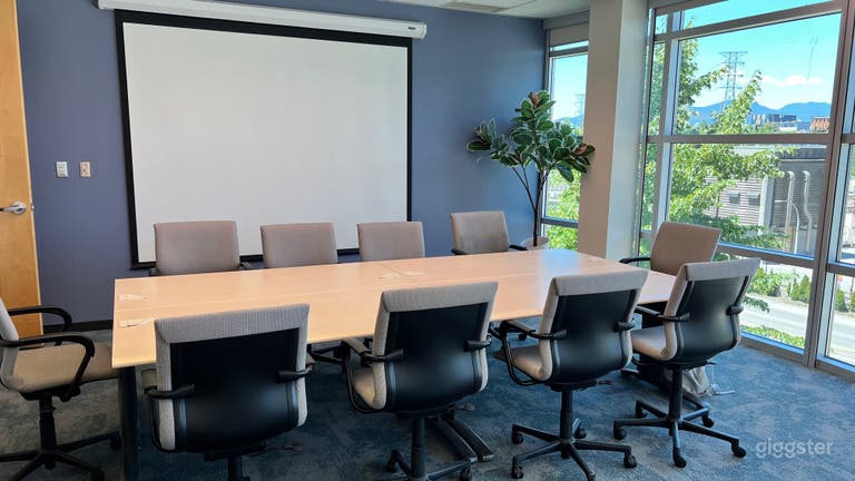  Spacious + Bright Conference Room for All Groups 