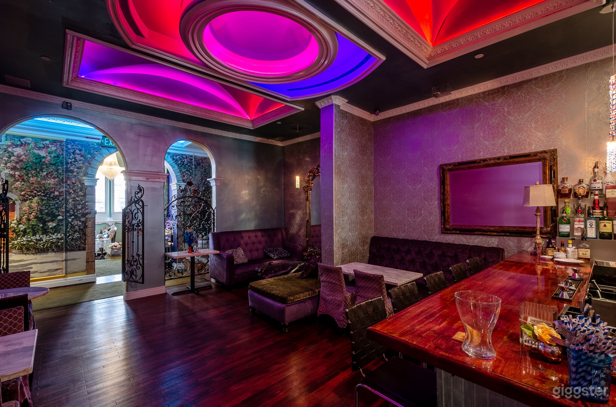 The Wine Lounge Photo 2