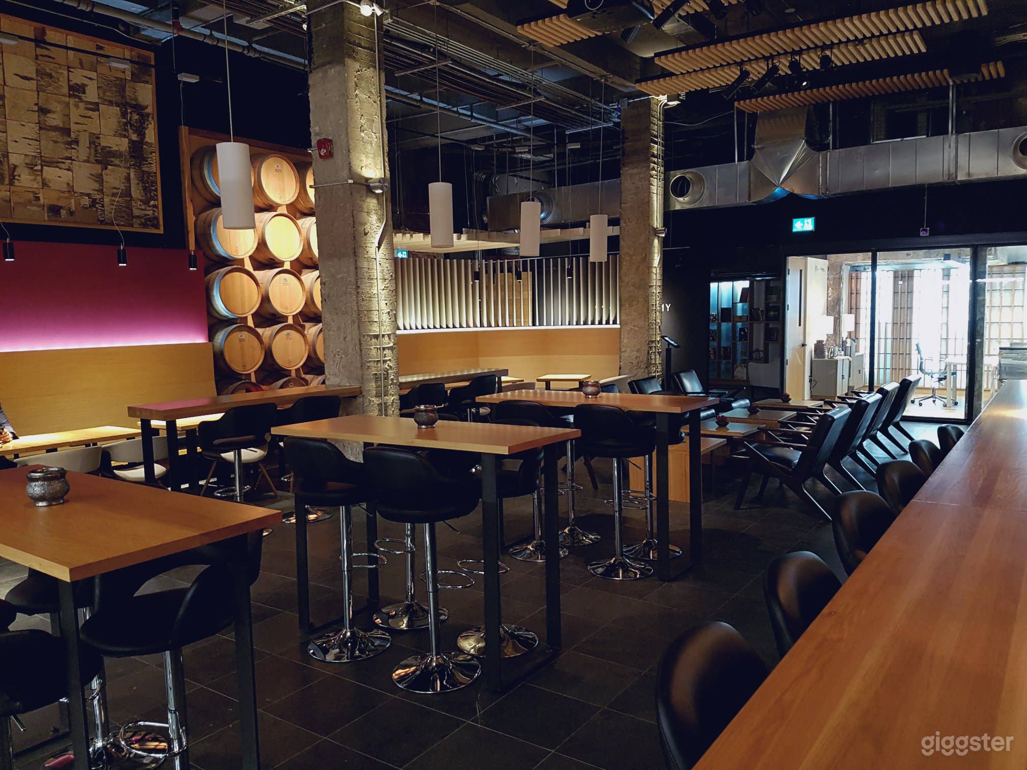 Multi-Storied, State-of-the-Art Wine Cellar in Toronto Photo 2