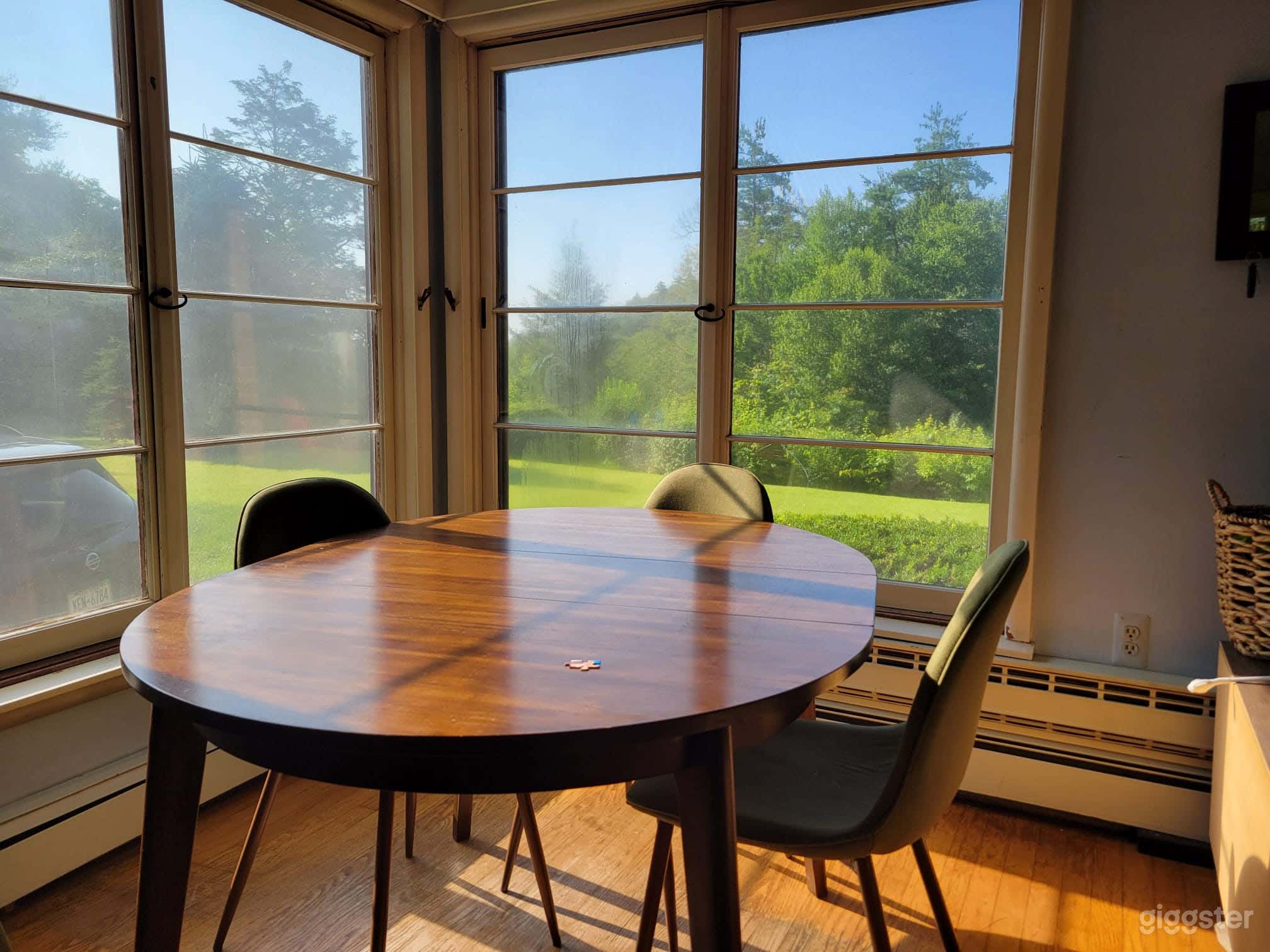 breakfast nook, part of a much larger room (containing Kids living room) 
