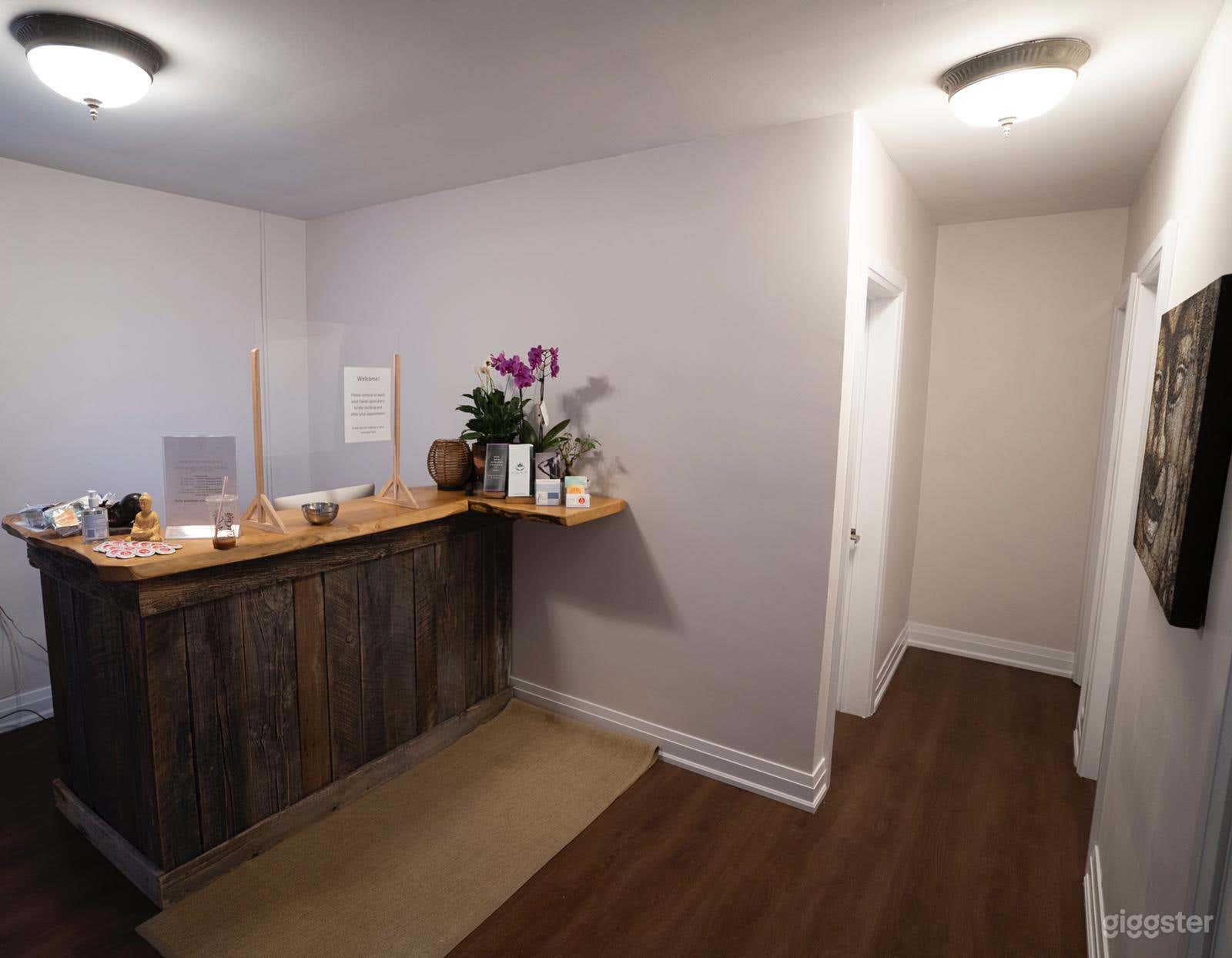 Serene &amp; Versatile Yoga &amp; Wellness Studio Photo 3