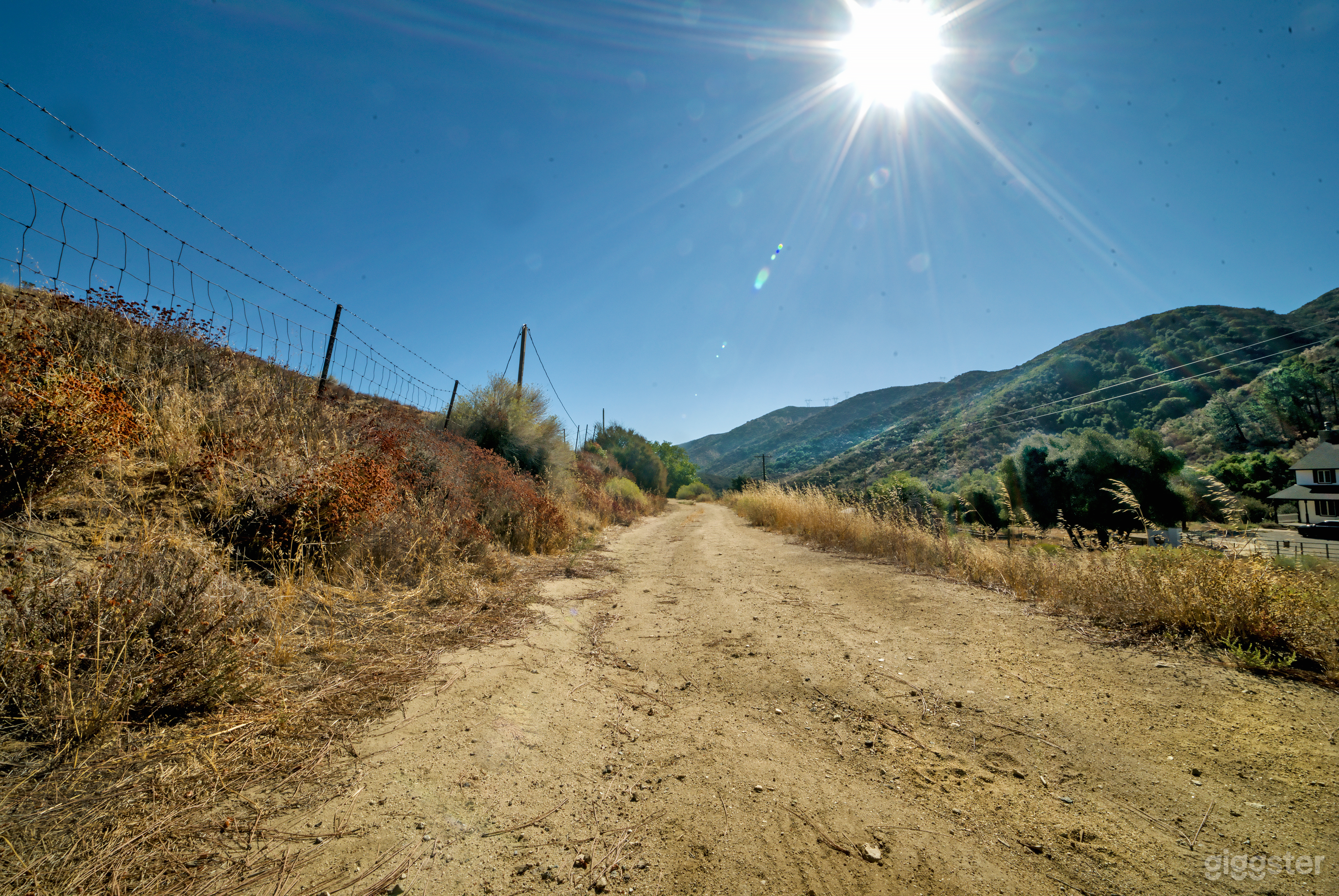 Private Desert Dirt Roads for Film Productions Photo 1