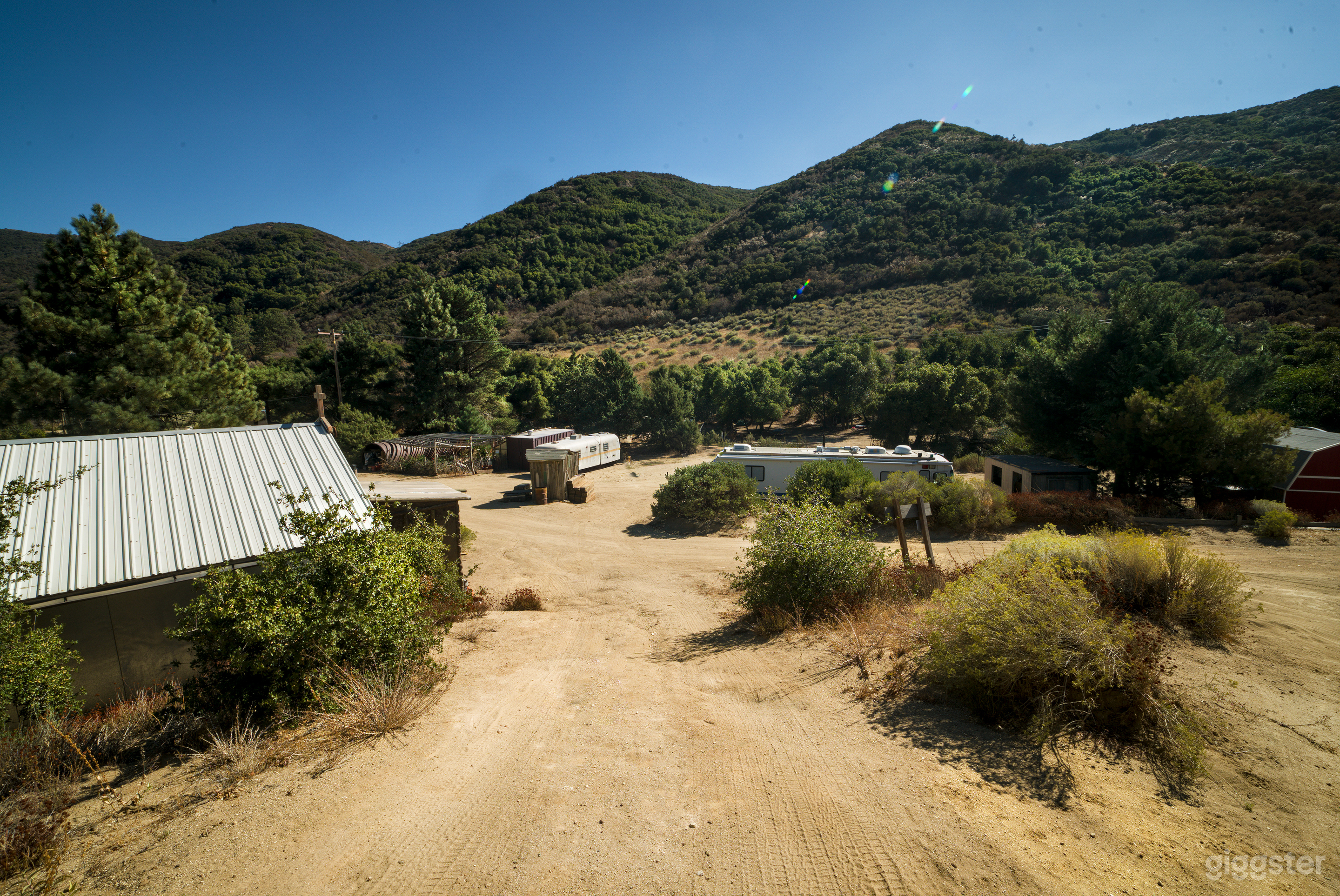 Private Desert Dirt Roads for Film Productions Photo 3