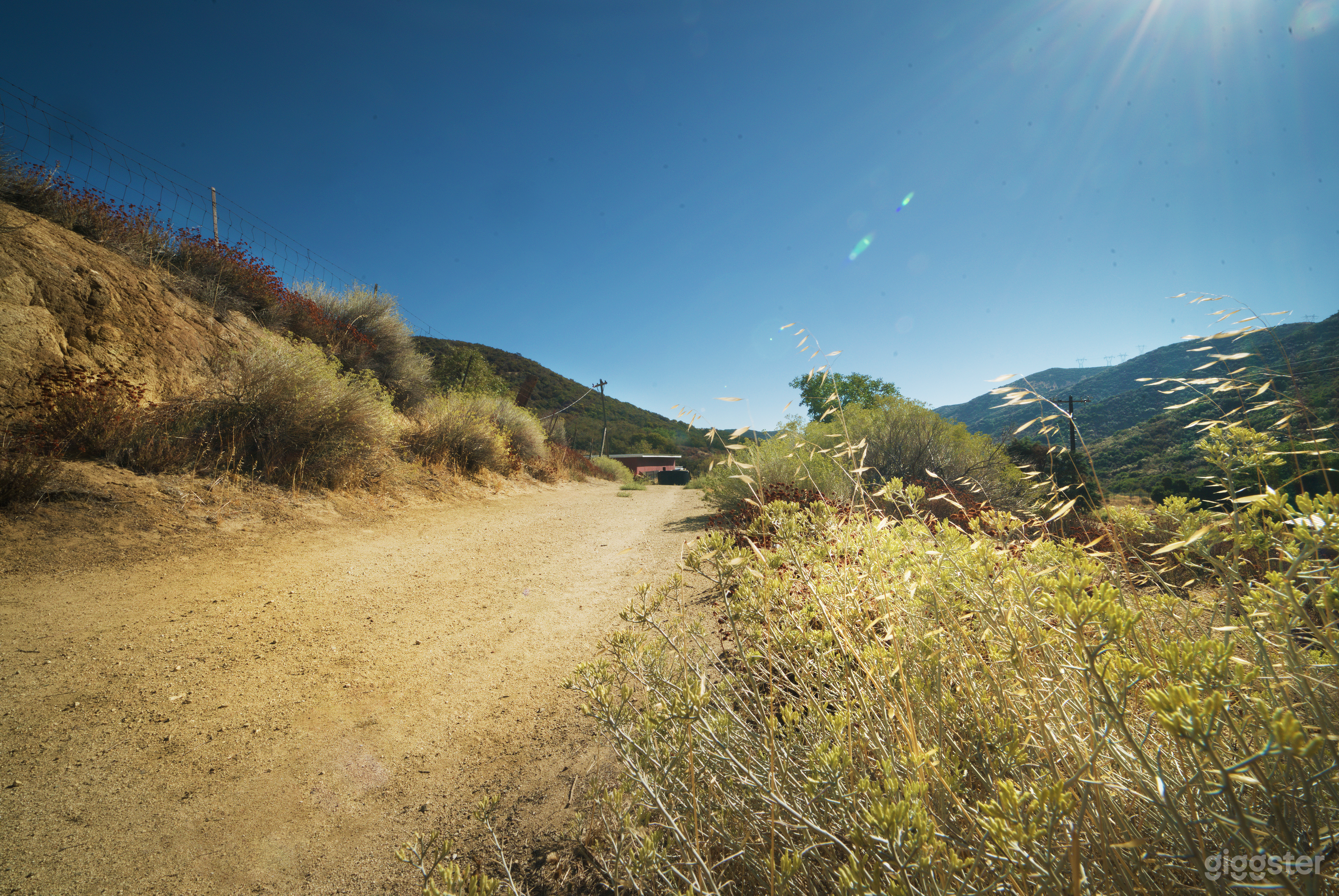 Private Desert Dirt Roads for Film Productions Photo 2