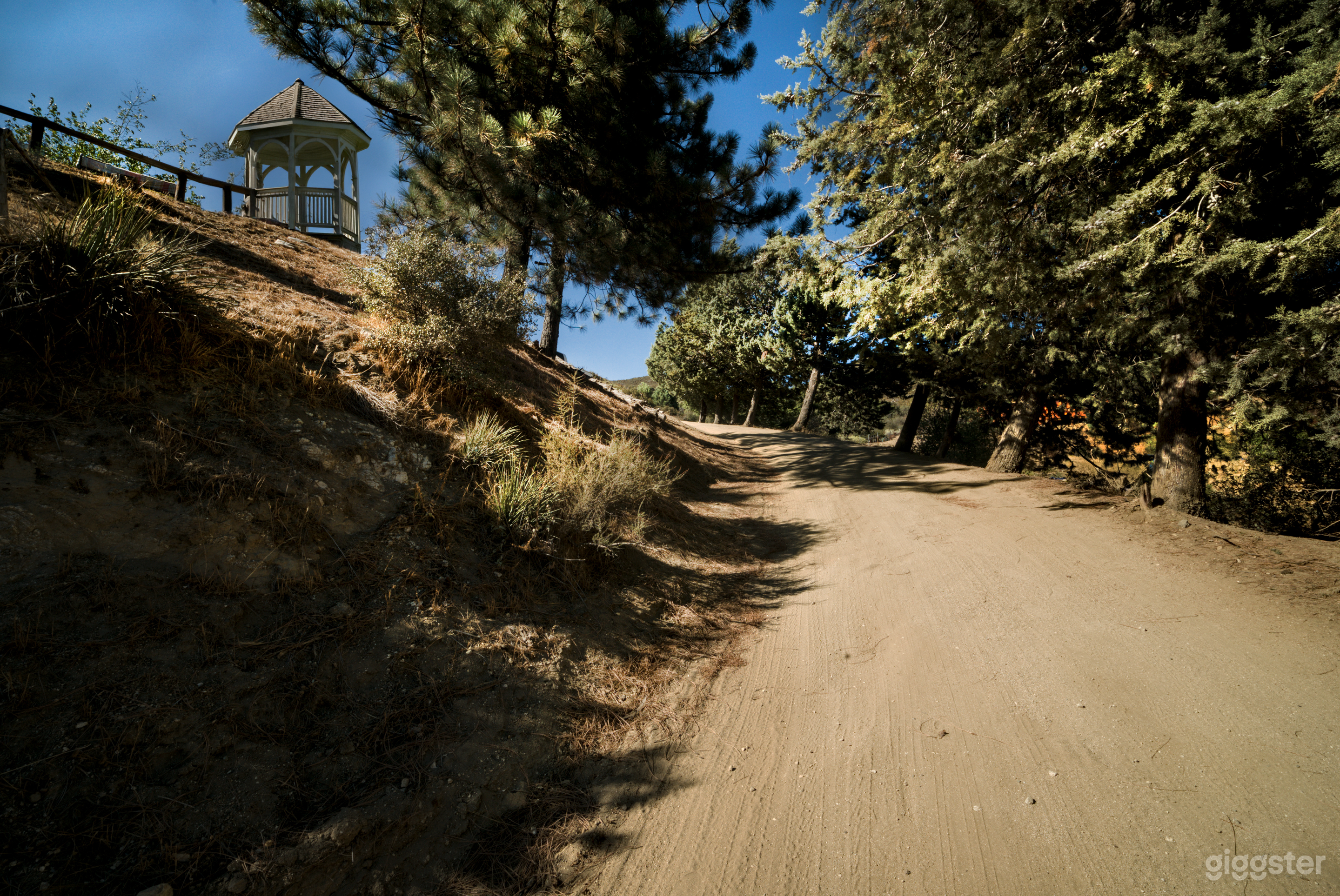 Private Desert Dirt Roads for Film Productions Photo 3