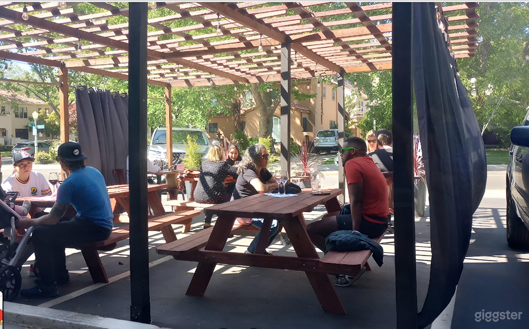 Intimate Outdoor Space for up to 20 Guests Photo 2