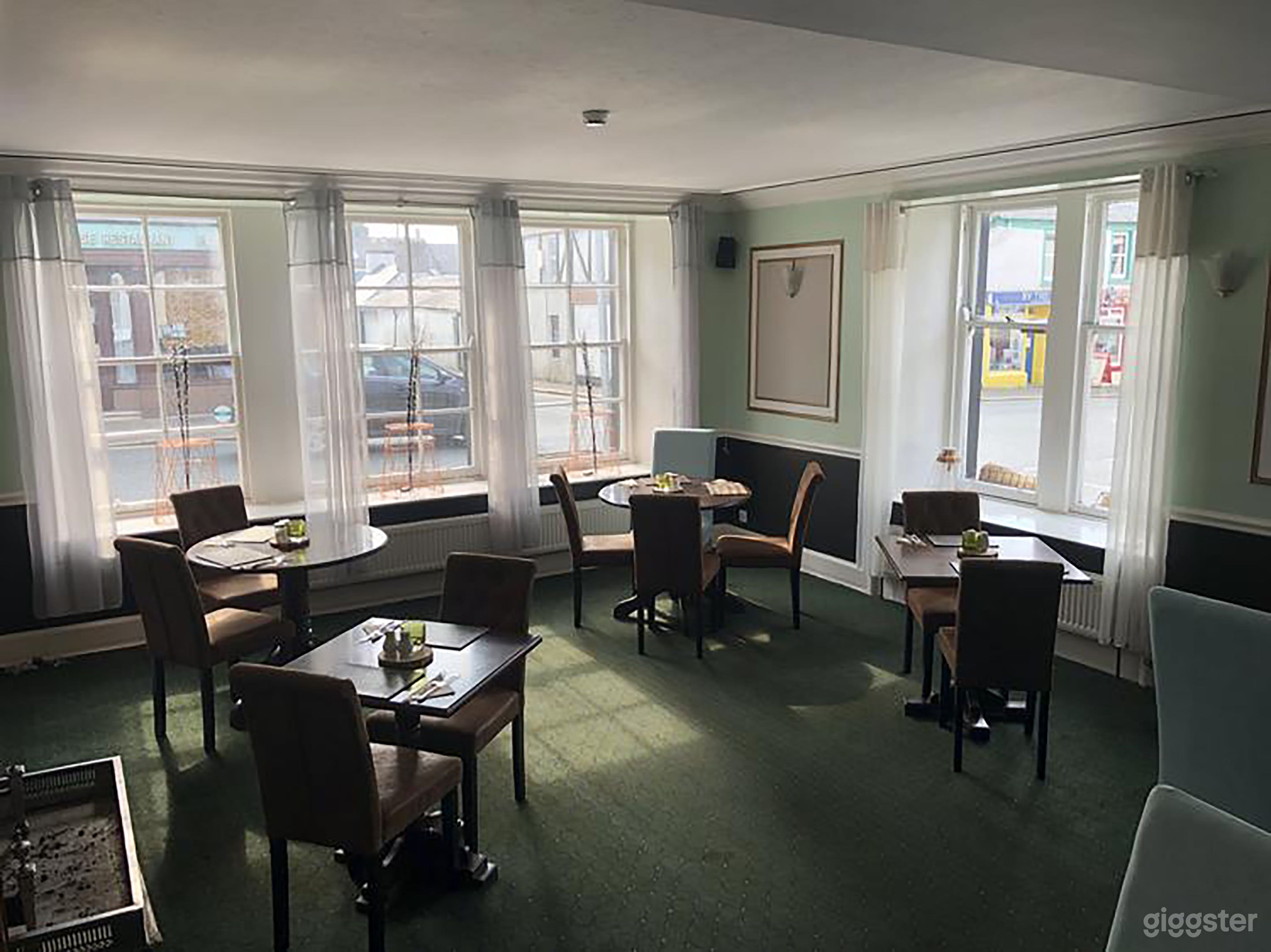 18th Century Modernised Function Room Photo 1