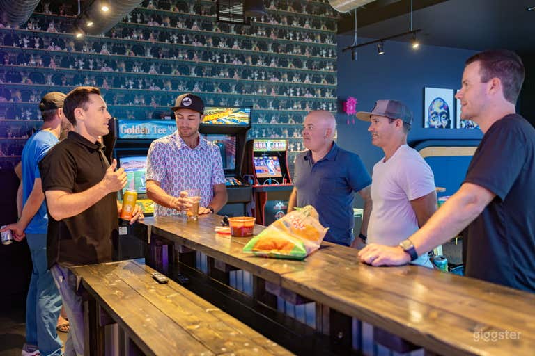  The Main Event Space (Speakeasy, Golf Sims, 30 FT Bar, Sauna/Cold Plunge) 