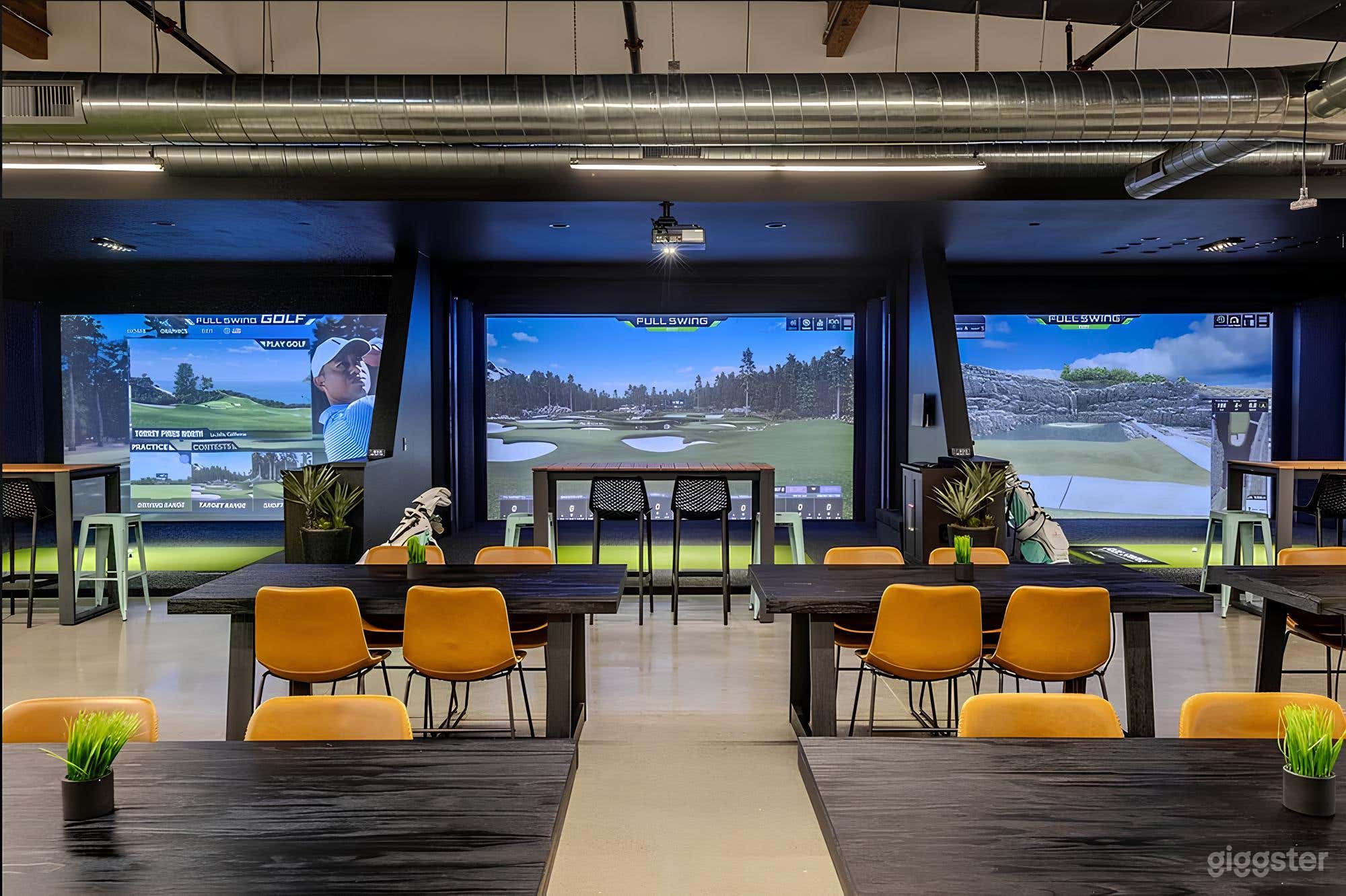 The Main Event Space (Speakeasy, Golf Sims, 30 FT Bar, Sauna/Cold Plunge) Photo 2