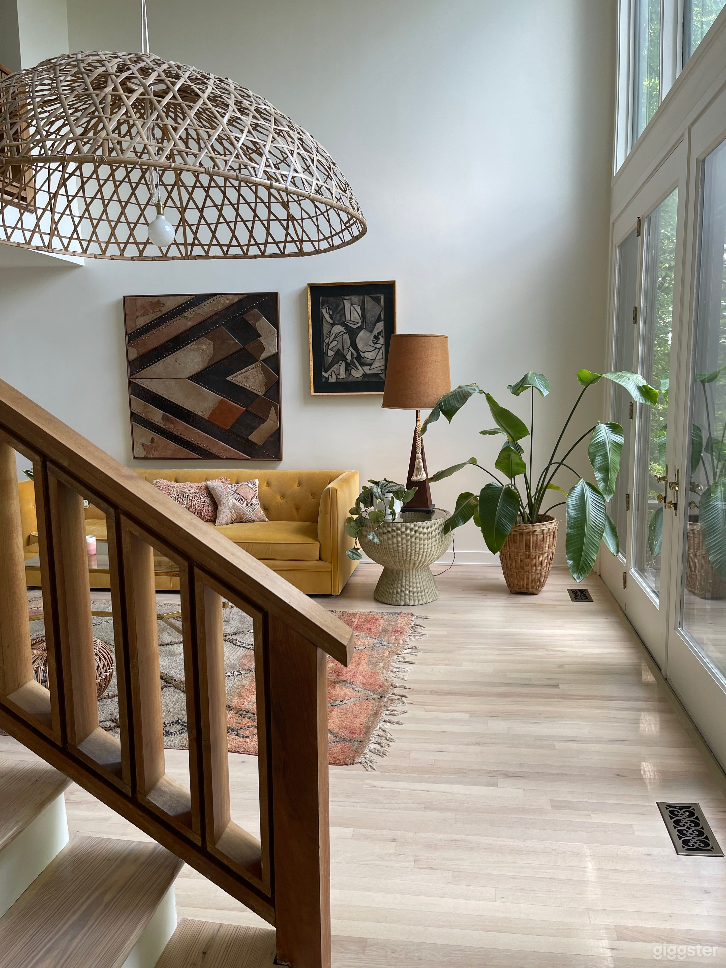 Nature preserve treehouse Photo 1