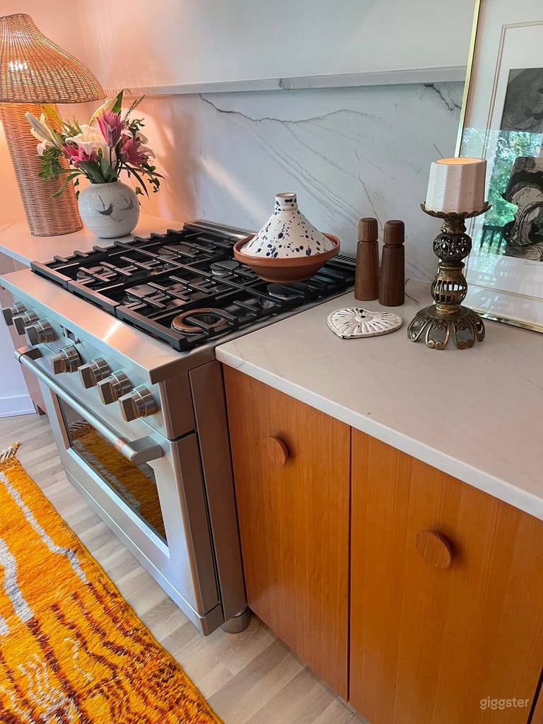  Nature preserve treehouse 