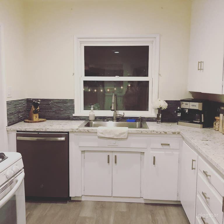  1949 home w/ ocean view near historical landmarks 