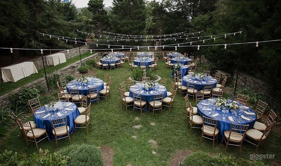 Elegant Lower Garden &amp; Terrace Photo 3