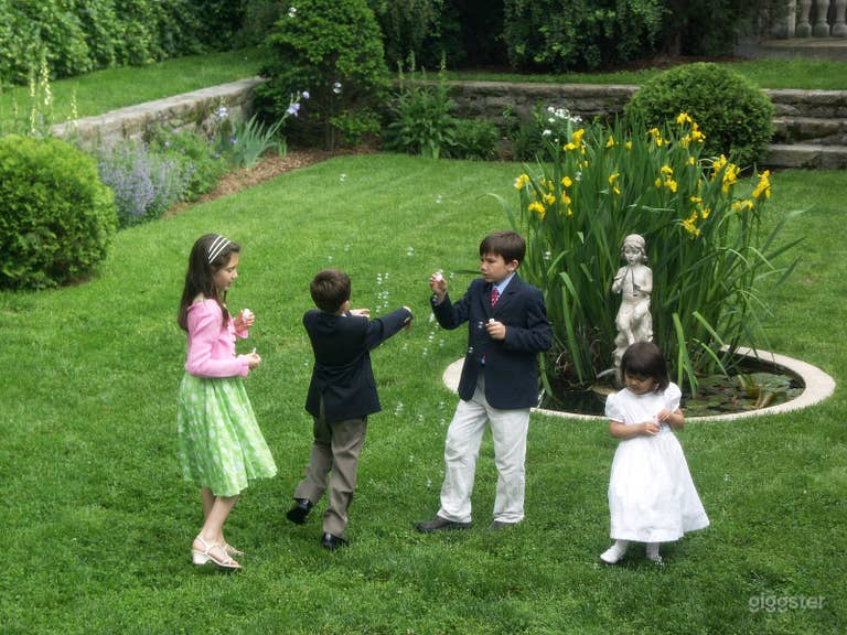  Elegant Lower Garden & Terrace 