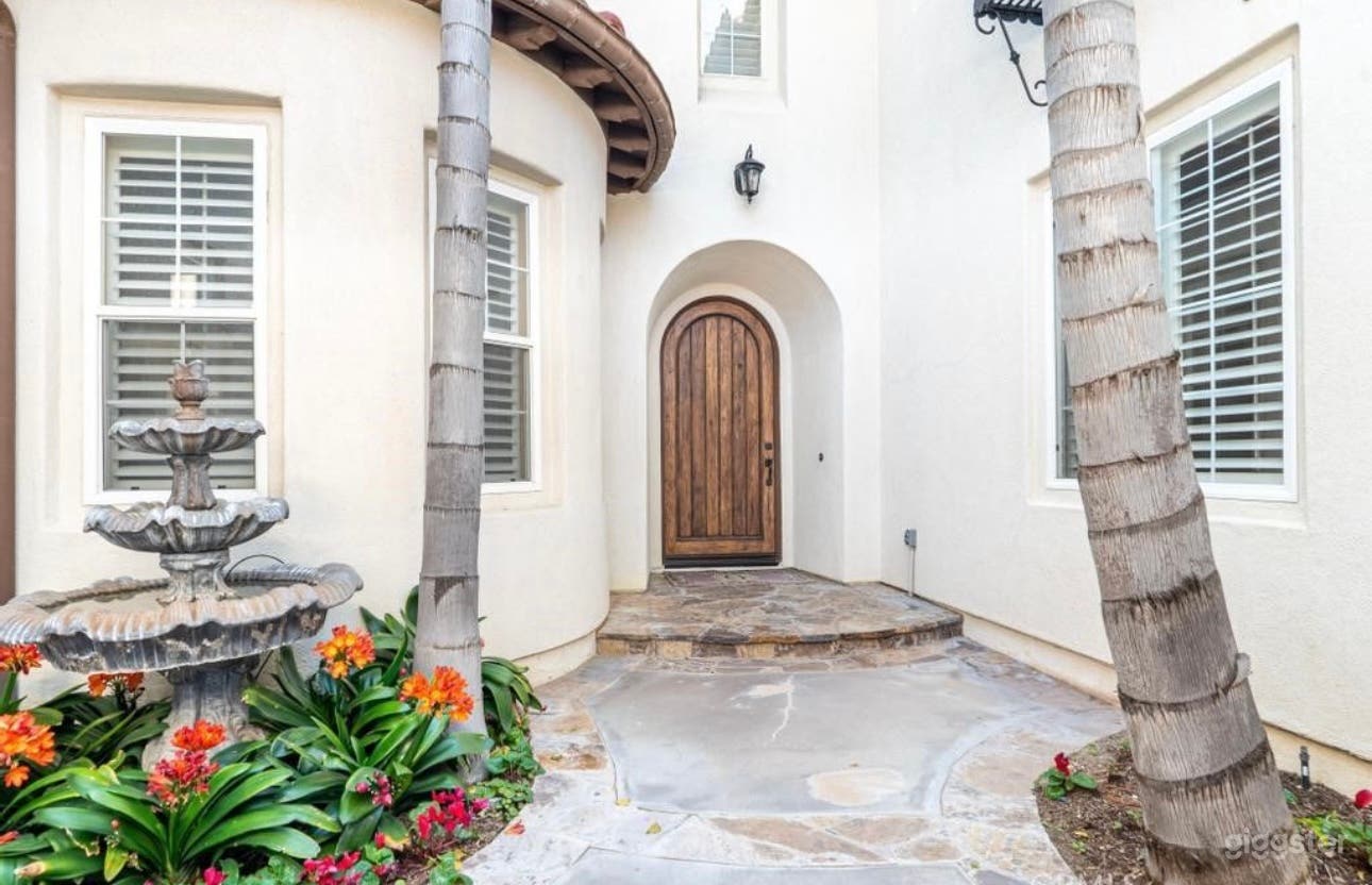 Precious Spanish Style House Photo 2