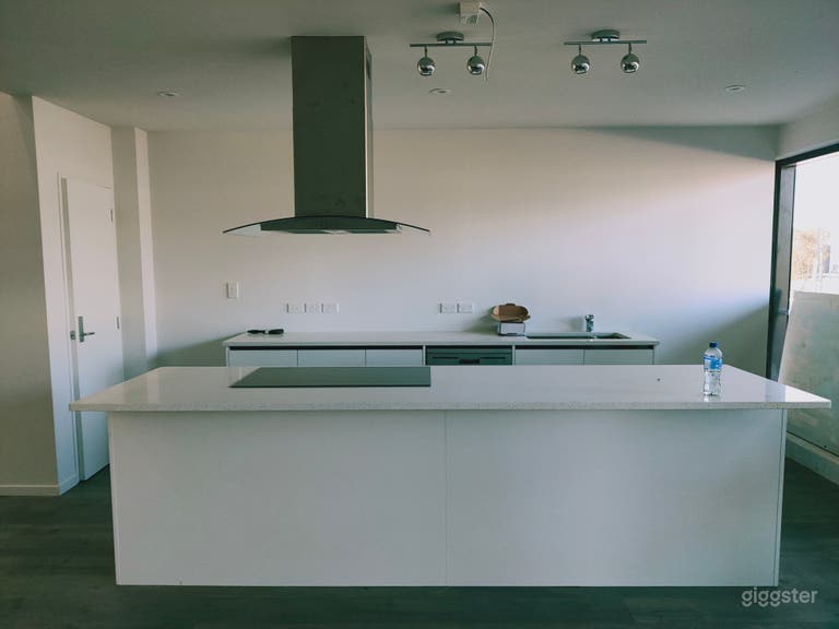  Light-Filled Modern Panmure Space – Perfect for Film & E 