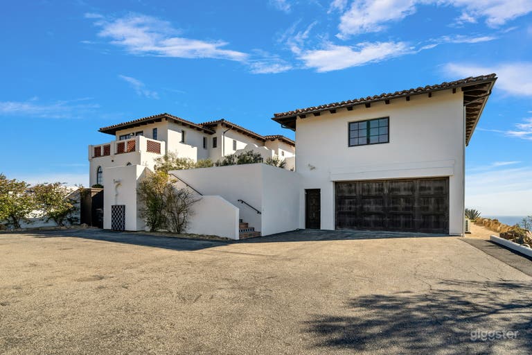  Malibu Villa Estate with Jetliner Ocean Views 