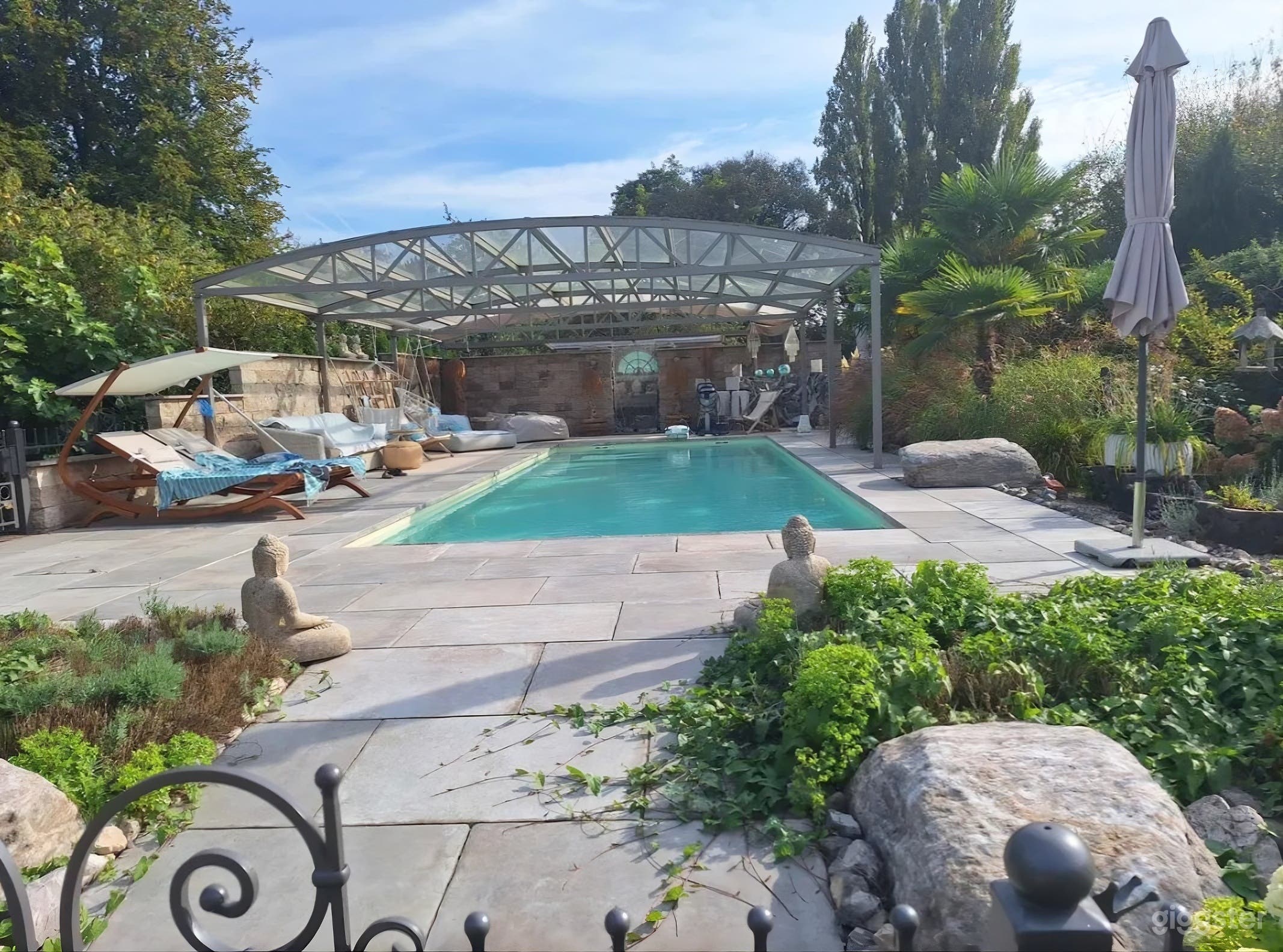 Großes Haus mit Garten und Pool für Veranstaltungen und Film Foto 4