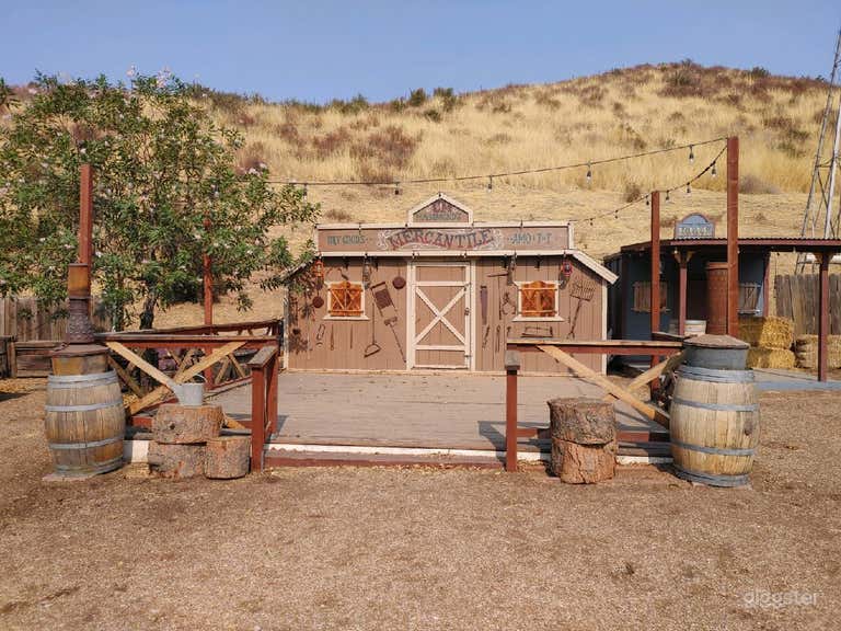  Mercantile Facade with 20x20 Patio/Dance Floor 