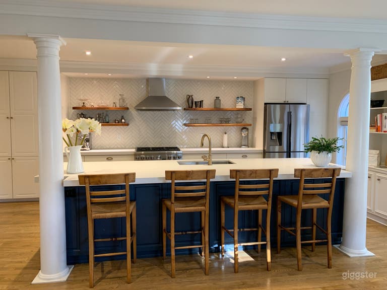  Open kitchen provides ample room for filming. 