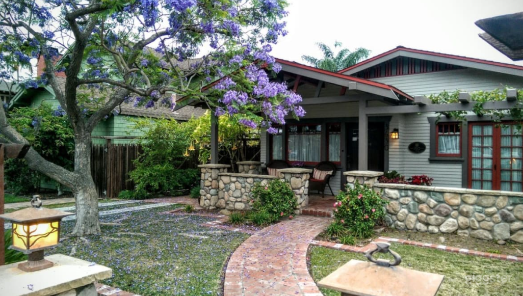 1915 Restored Craftsman Bungalow Photo 1