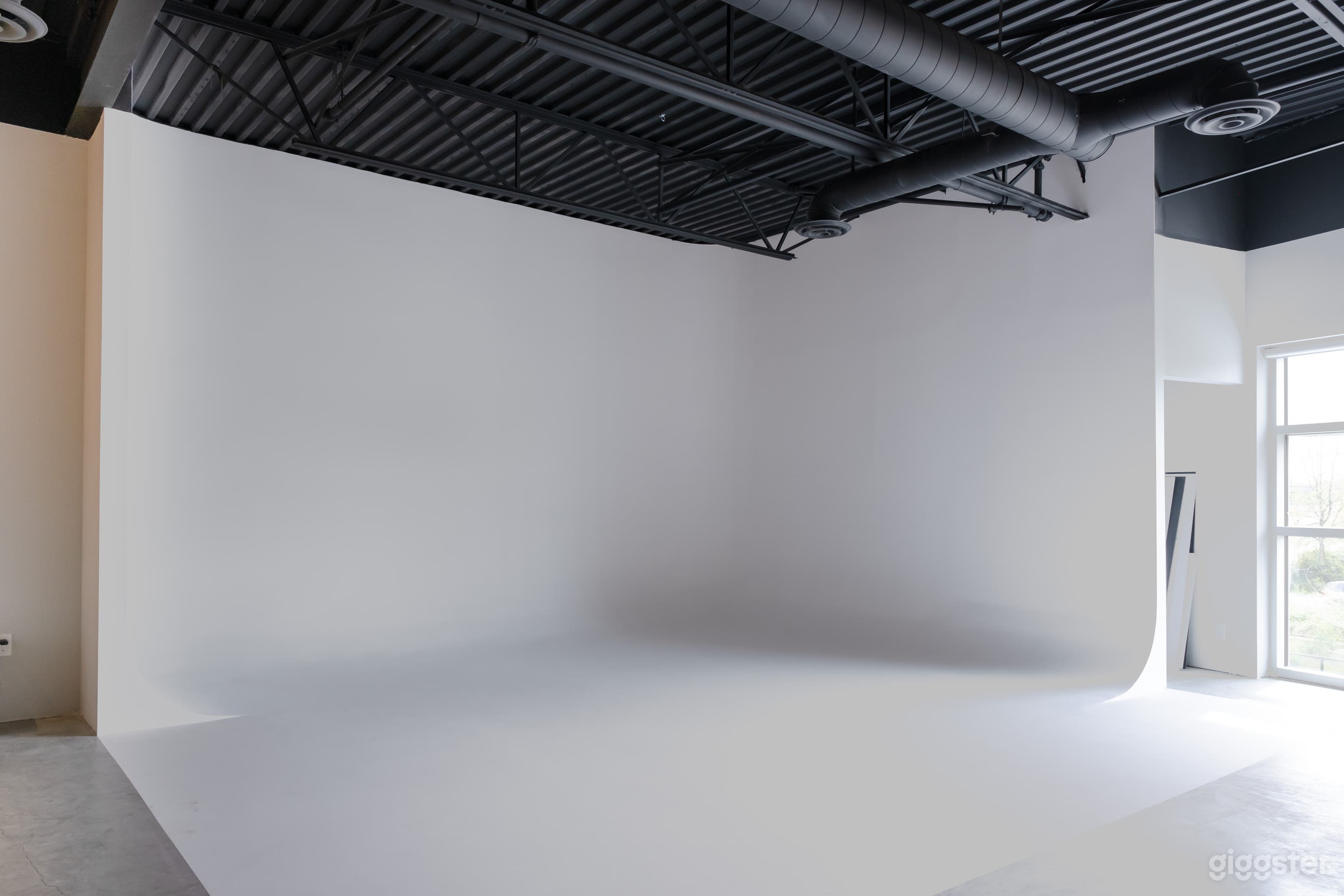 Super Spacious Cyclorama Studio Photo 1