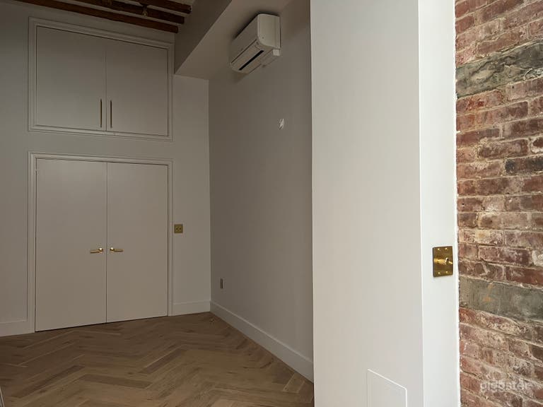  Tribeca Loft with Industrial Skylight 