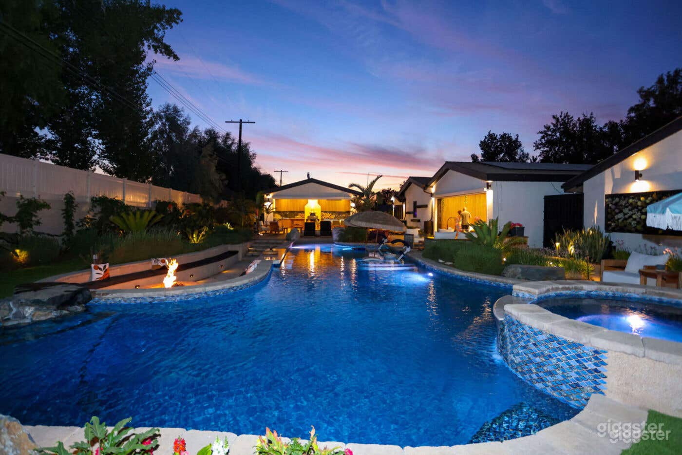 Oasis Resort Retreat Photo 2