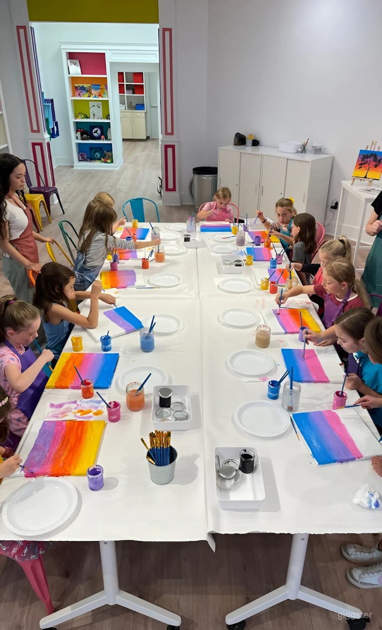  Colorful Art Studio in Portland 