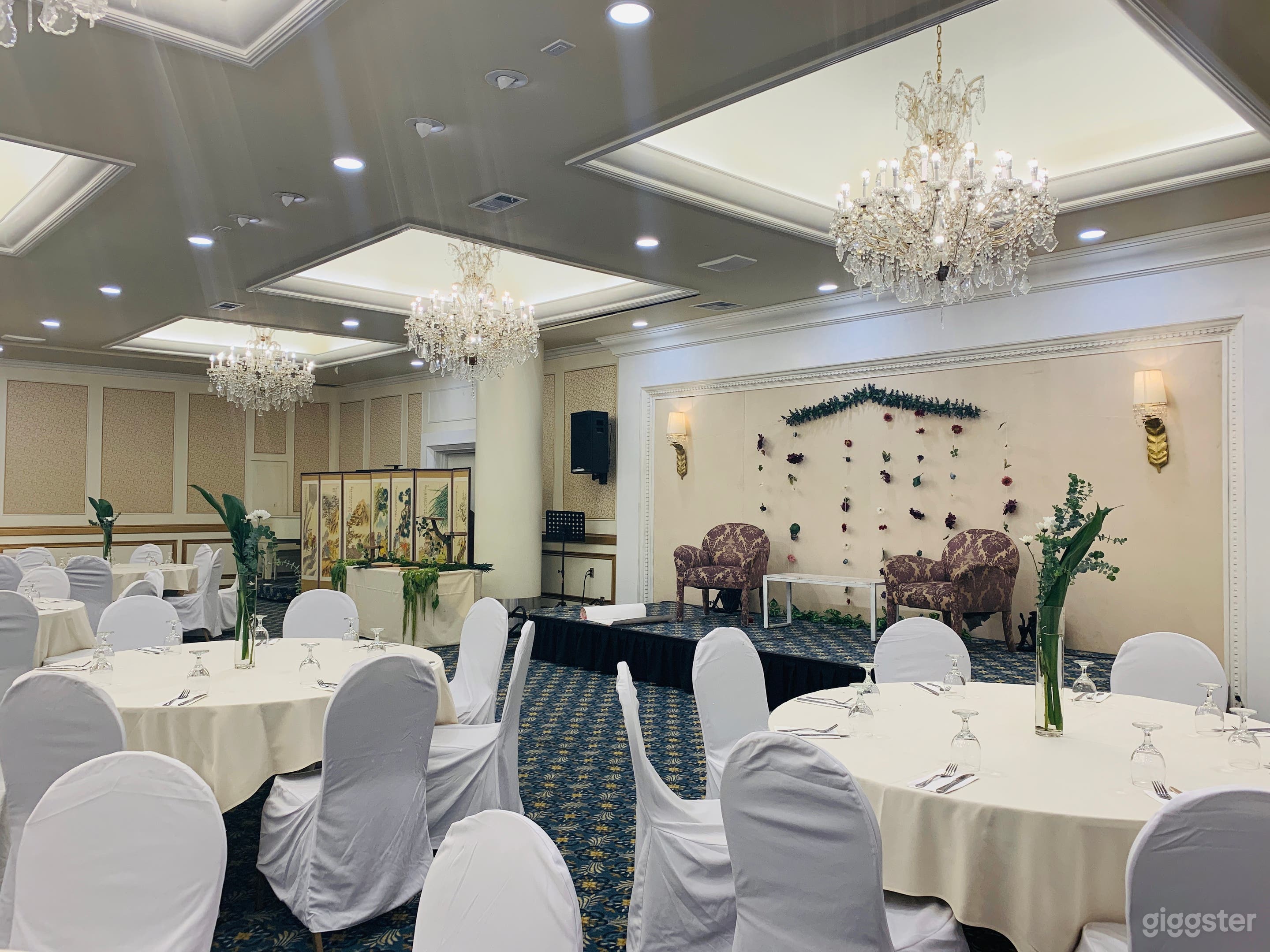 Vibrant Banquet Hall ( Terrace Ballroom) Photo 1
