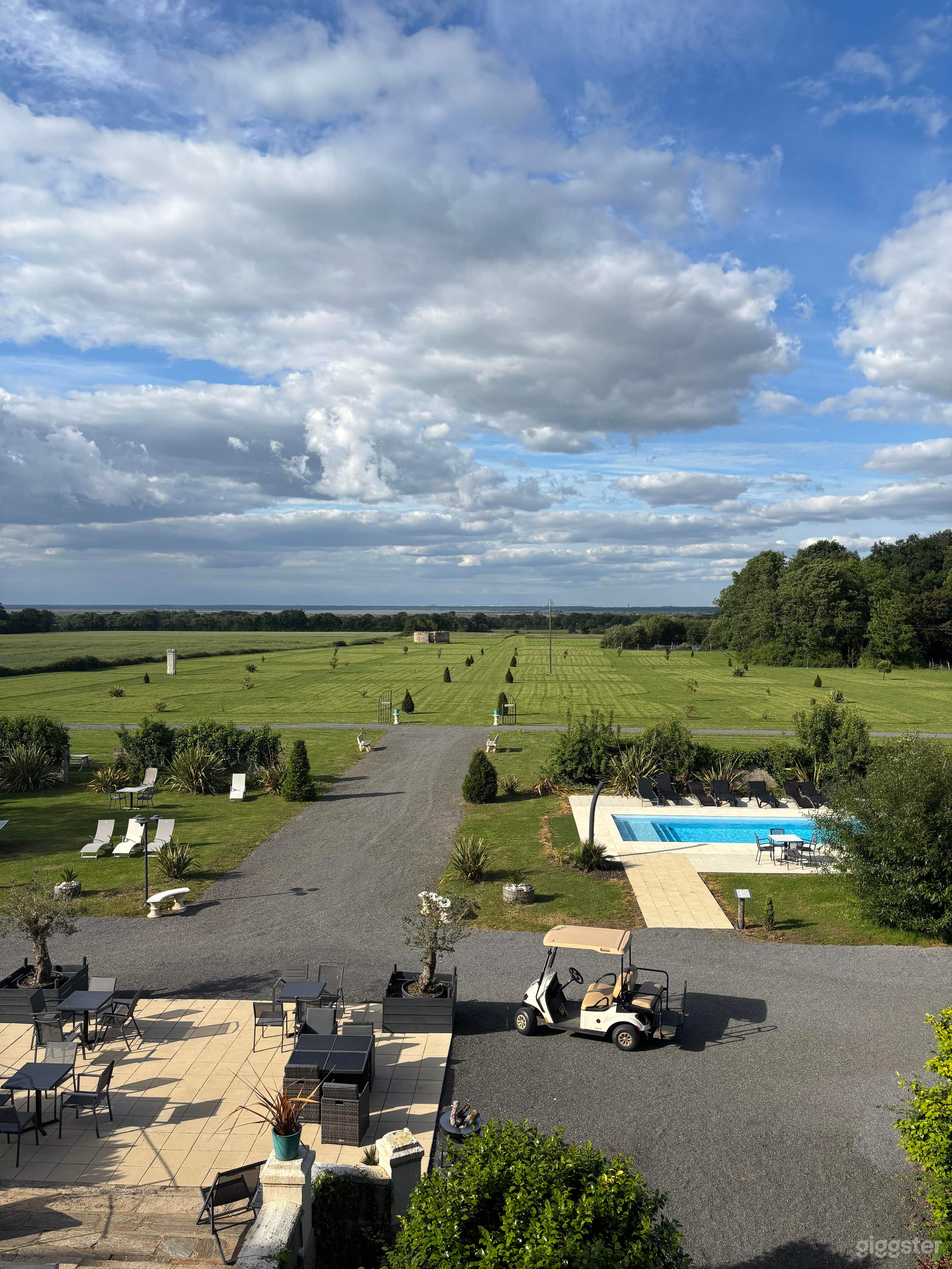 Photo de Château merveilleux Vue Imprenable sur le lac de Grand Lieu 2