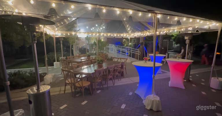  Elegant Bar Garden Outdoor Venue 