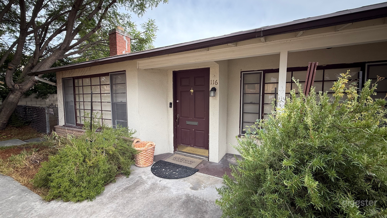  Charming Ranch-Style Front Yard & Pool Backyard Oasis 