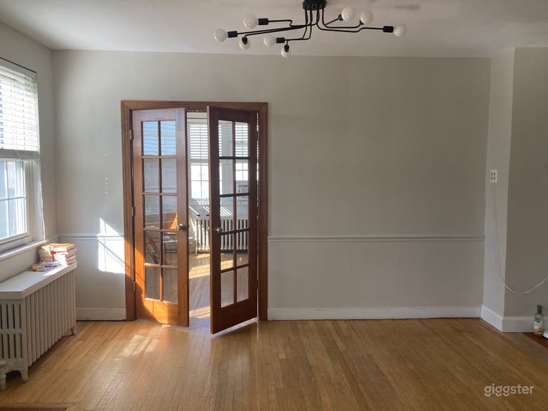  Sunny Studio in Tenleytown 