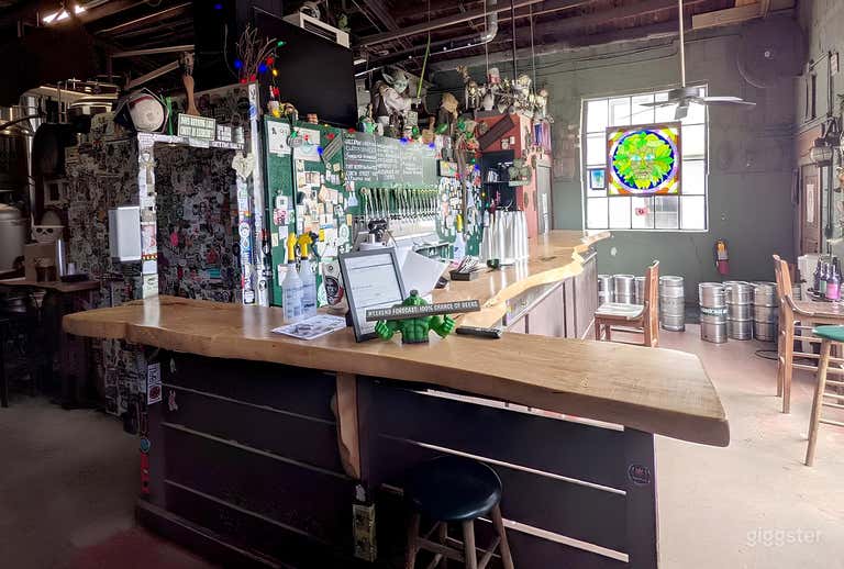  ENTIRE SPACE - Private Bar and Patio 