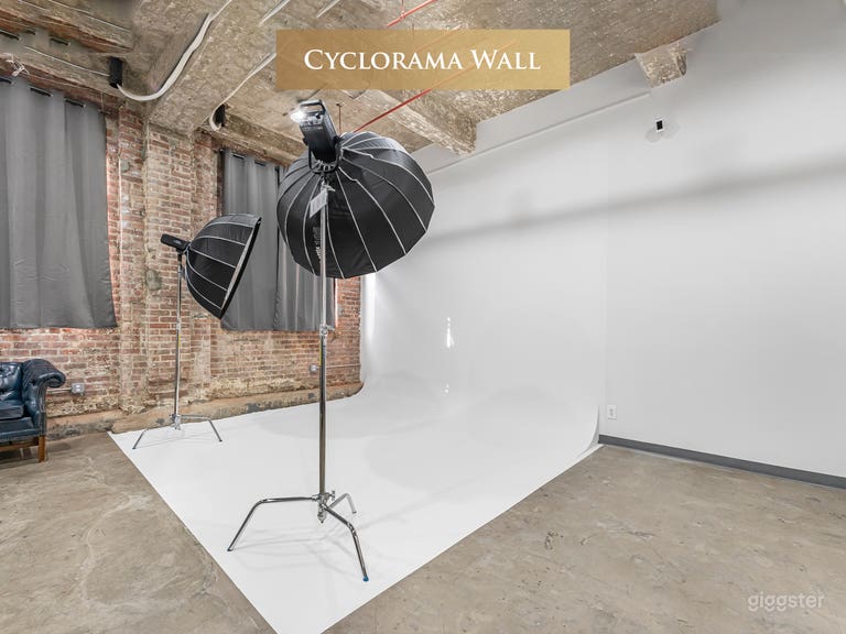  125: Affordable Natural Light Studio with Cyc Wall 