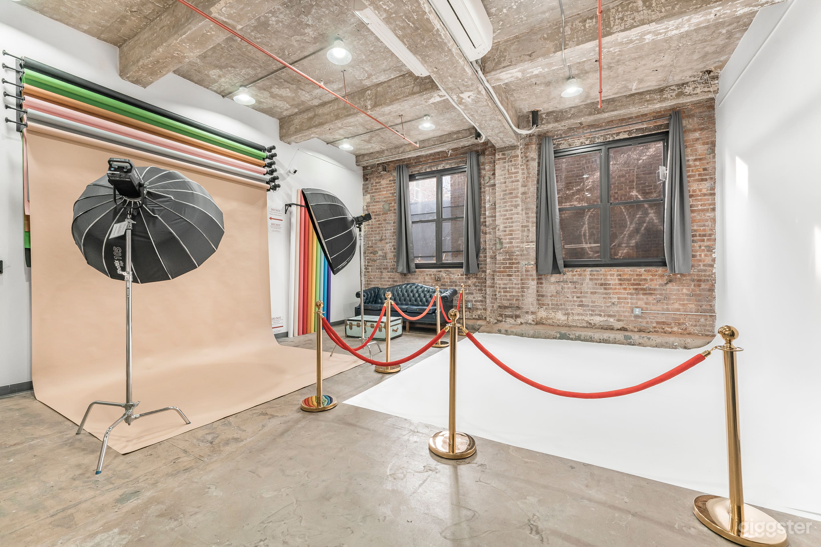 125: Affordable Natural Light Studio with Cyc Wall Photo 1