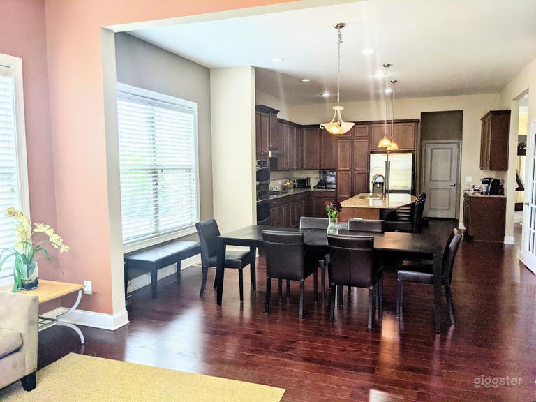  View of the kitchen from the sunroom 