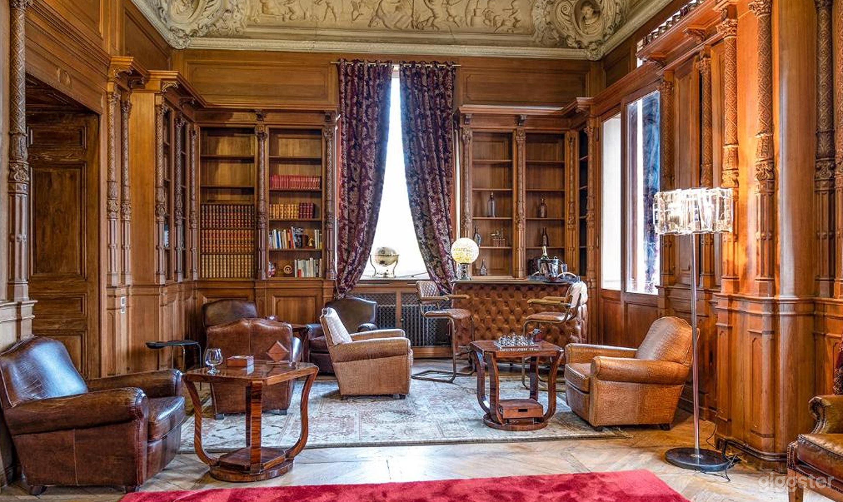 Photo de Un grand domaine d'une splendeur architecturale 4